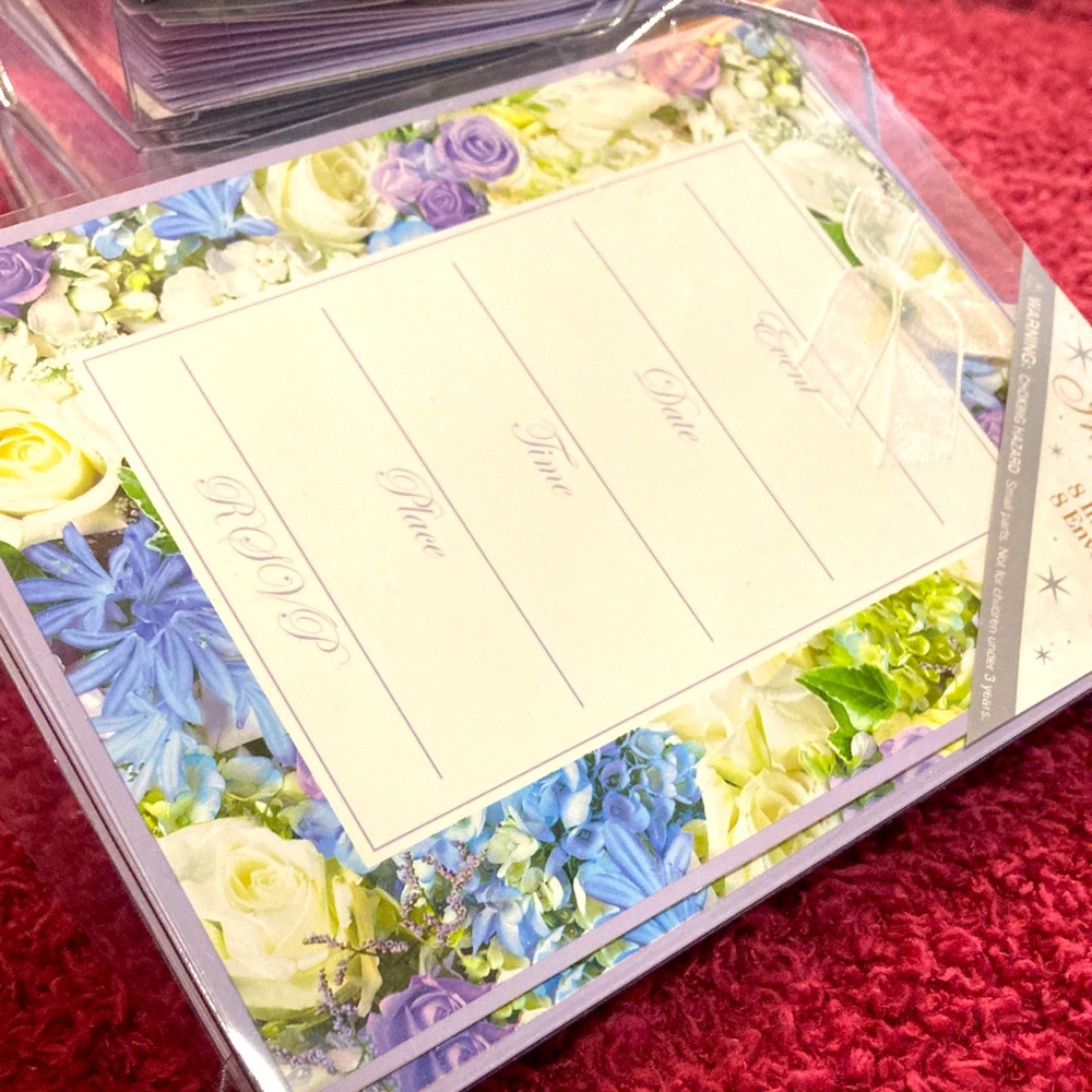 Lot of 48 Floral PURPLE & WHITE WEDDING Invites Invitations w/Lavender Envelopes